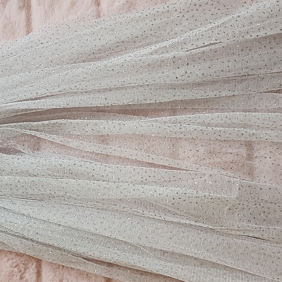 “Bride To Be” Veil, Rhinestone, White and Silver - Picture 6 of 6